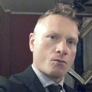 Avvocato Alfonso Emiliano Buonaiuto a Napoli