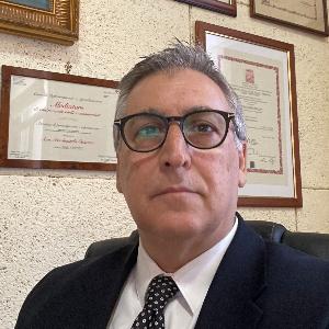 Avvocato Ferdinando Caiazza a Napoli