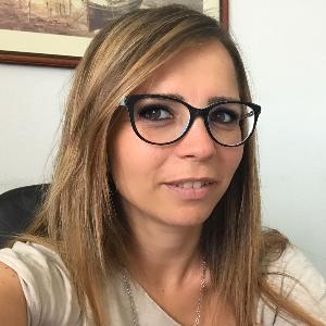 Avvocato Lorena Del Deo a Forio