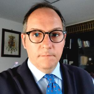 Avvocato Vincenzo Tatangelo a Napoli
