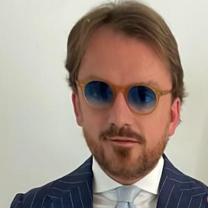 Avvocato Emanuele Caianiello a Aversa