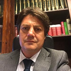 Avvocato Nino Longobardi a Castellammare di Stabia