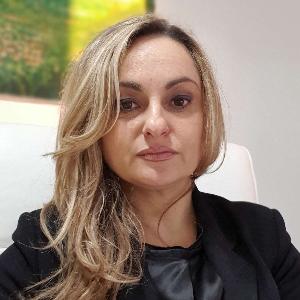 Avvocato Tiziana De Maio a Solofra