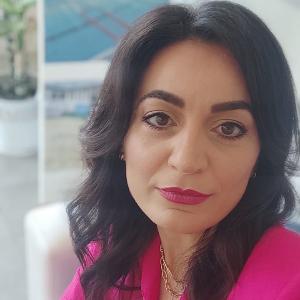 Avvocato Larissa Luca a Lecce